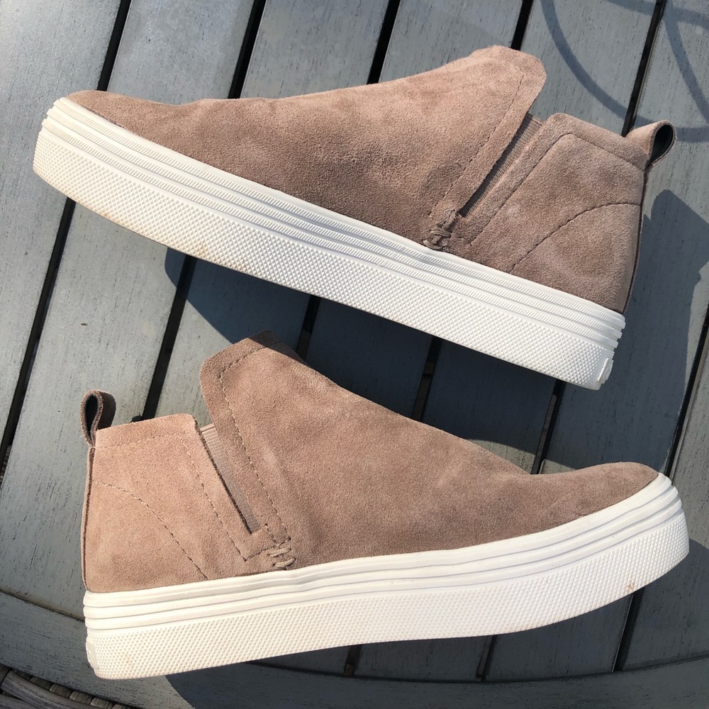Dolce Vita Platforms